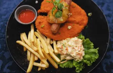 Three Flowers Food Village – Baridhara, Dhaka