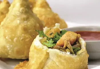 স্কাইলাইট রেস্তোরাঁ এন্ড লাউঞ্জ – Tejgaon, Dhaka