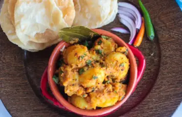 আলুর দম লুচি রেস্টুরেন্ট – Baridhara, Dhaka