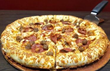Pizza Hut green road – Tejgaon, Dhaka